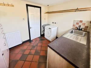 Photo 21- click for photo gallery